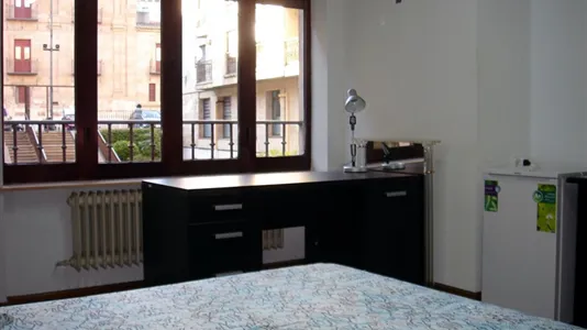 Rooms in Salamanca - photo 8
