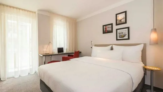 Apartments in Planegg - photo 3