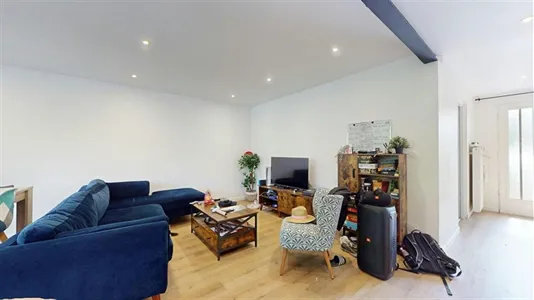 Rooms in Angers - photo 9