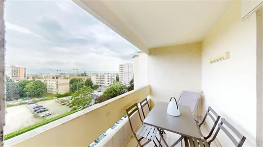 Rooms in Saint-Julien-en-Genevois - photo 9