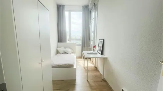 Rooms in Berlin Charlottenburg-Wilmersdorf - photo 2