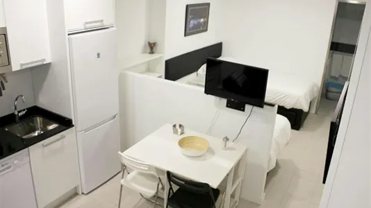 Apartments in Madrid Chamberí - photo 7