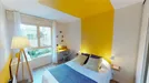 Room for rent, Paris 15ème arrondissement, Paris, &lt;span class=&quot;blurred street&quot; onclick=&quot;ProcessAdRequest(11001111)&quot;&gt;&lt;span class=&quot;hint&quot;&gt;See streetname&lt;/span&gt;[xxxxxxxxxxxxx]&lt;/span&gt;