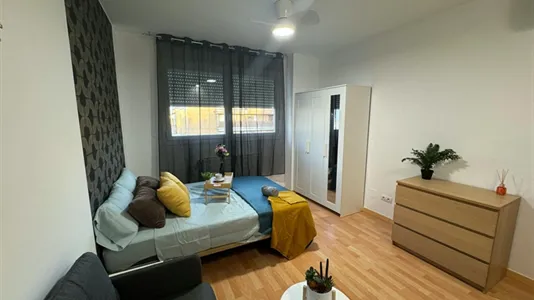 Rooms in Arroyomolinos - photo 10