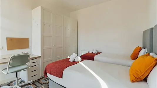 Rooms in Barcelona Eixample - photo 5