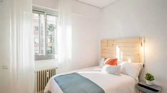 Rooms in Madrid Moncloa-Aravaca - photo 10