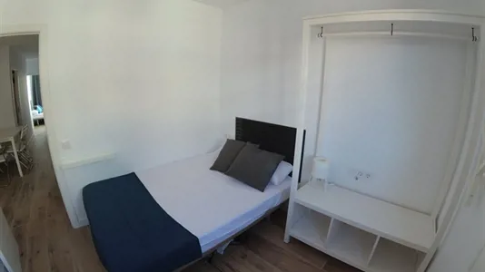 Rooms in Esplugues de Llobregat - photo 2