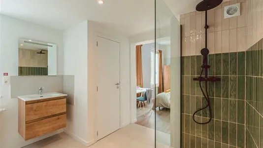 Rooms in Brussels Sint-Joost-ten-Node - photo 2