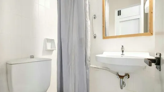 Rooms in Madrid Centro - photo 2