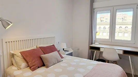 Rooms in Zaragoza - photo 6