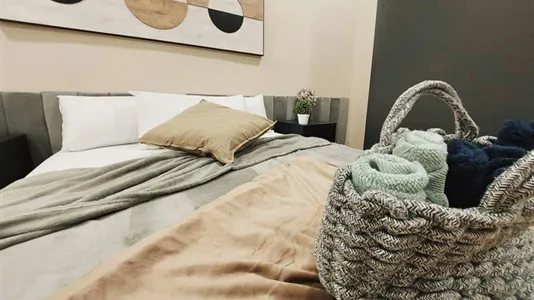 Rooms in Madrid Salamanca - photo 9