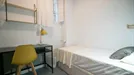 Room for rent, Valencia Ciutat Vella, Valencia (region), &lt;span class=&quot;blurred street&quot; onclick=&quot;ProcessAdRequest(7749267)&quot;&gt;&lt;span class=&quot;hint&quot;&gt;See streetname&lt;/span&gt;[xxxxxxxxxxxxx]&lt;/span&gt;