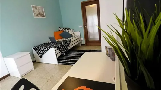 Rooms in Brescia - photo 1