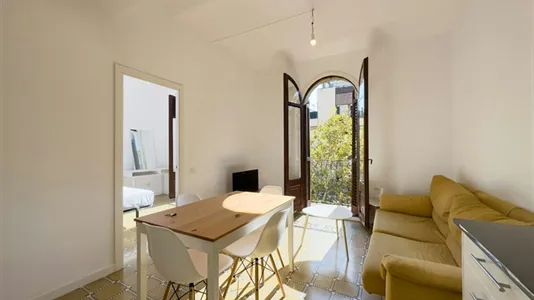 Apartments in Barcelona Eixample - photo 4