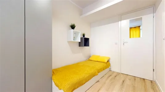 Rooms in Location is not specified - photo 1