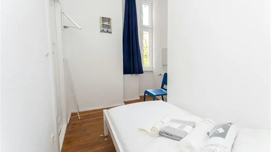 Rooms in Berlin Neukölln - photo 1
