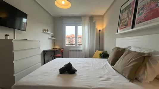 Rooms in Bilbao - photo 7