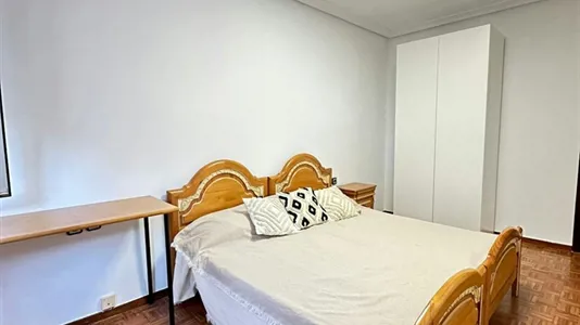 Rooms in Logroño - photo 1
