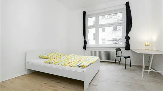 Rooms in Berlin Friedrichshain-Kreuzberg - photo 1
