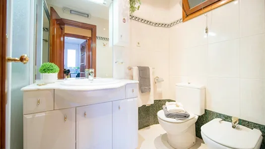 Rooms in Bilbao - photo 9