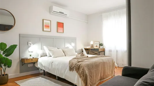Rooms in Madrid Puente de Vallecas - photo 1