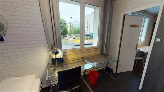 Rooms in Grenoble - photo 3