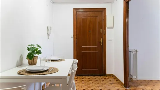 Rooms in Valencia Ciutat Vella - photo 4