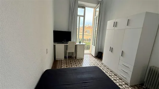 Rooms in Almería - photo 2