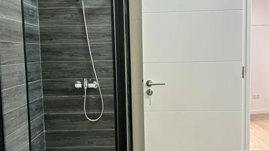 Rooms in Aveiro - photo 9