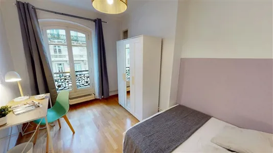 Rooms in Paris 16éme arrondissement (North) - photo 3