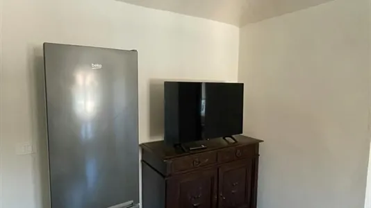 Rooms in Ivrea - photo 9