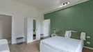 Room for rent, Florence, Toscana, &lt;span class=&quot;blurred street&quot; onclick=&quot;ProcessAdRequest(14254278)&quot;&gt;&lt;span class=&quot;hint&quot;&gt;See streetname&lt;/span&gt;[xxxxxxxxxxxxx]&lt;/span&gt;