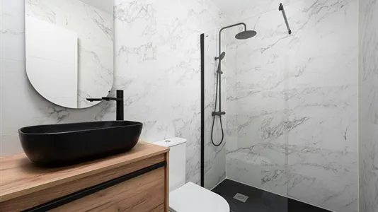 Rooms in Madrid Centro - photo 5