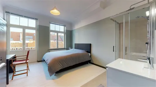 Rooms in Brussels Sint-Gillis - photo 2