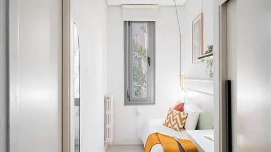 Rooms in Madrid Centro - photo 6