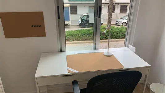 Rooms in Moncada - photo 5