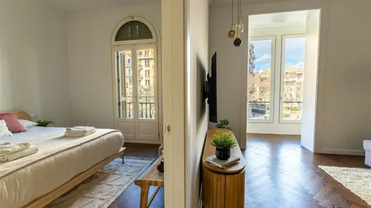 Apartments in Barcelona Eixample - photo 9