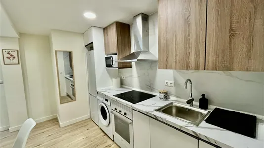 Apartments in Zaragoza - photo 5