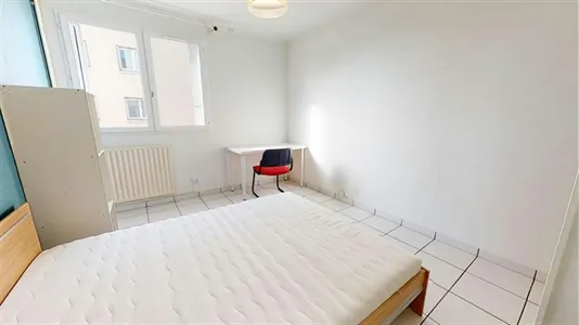 Rooms in Toulouse - photo 3