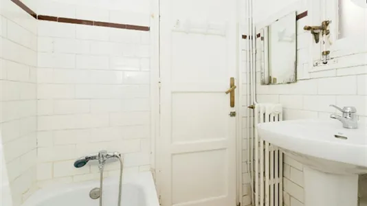 Rooms in Madrid Salamanca - photo 7