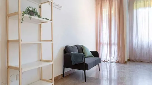 Rooms in Milano Zona 5 - Vigentino, Chiaravalle, Gratosoglio - photo 1