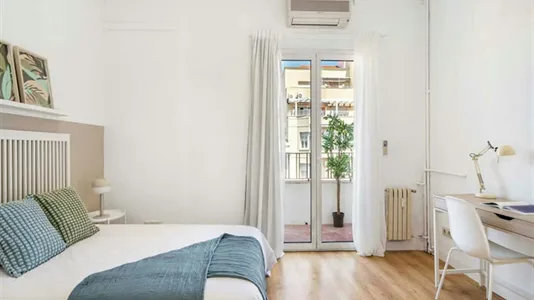 Rooms in Madrid Retiro - photo 3