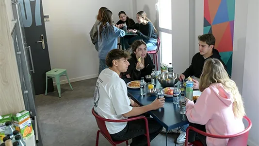 Rooms in Madrid Centro - photo 10