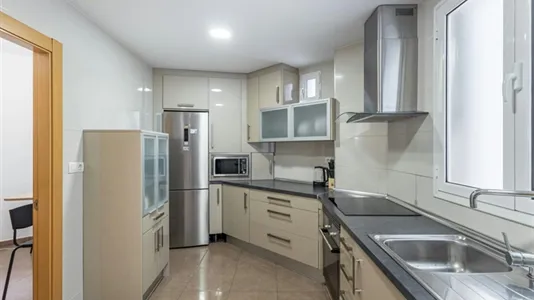 Rooms in Granada - photo 8