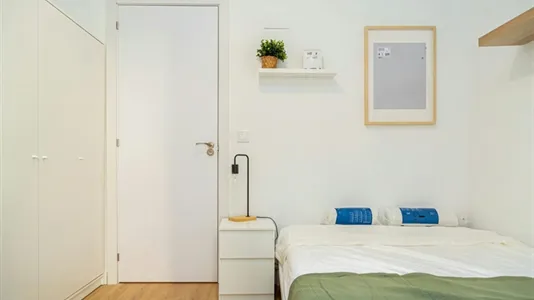 Rooms in Zaragoza - photo 4