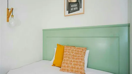 Rooms in Madrid Centro - photo 1