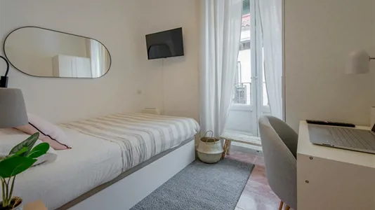 Rooms in Madrid Centro - photo 1