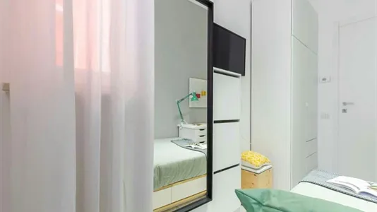 Rooms in Milano Zona 5 - Vigentino, Chiaravalle, Gratosoglio - photo 5