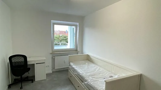 Rooms in Location is not specified - photo 1