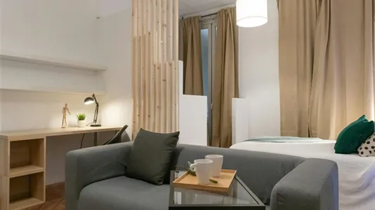 Rooms in Madrid Hortaleza - photo 2